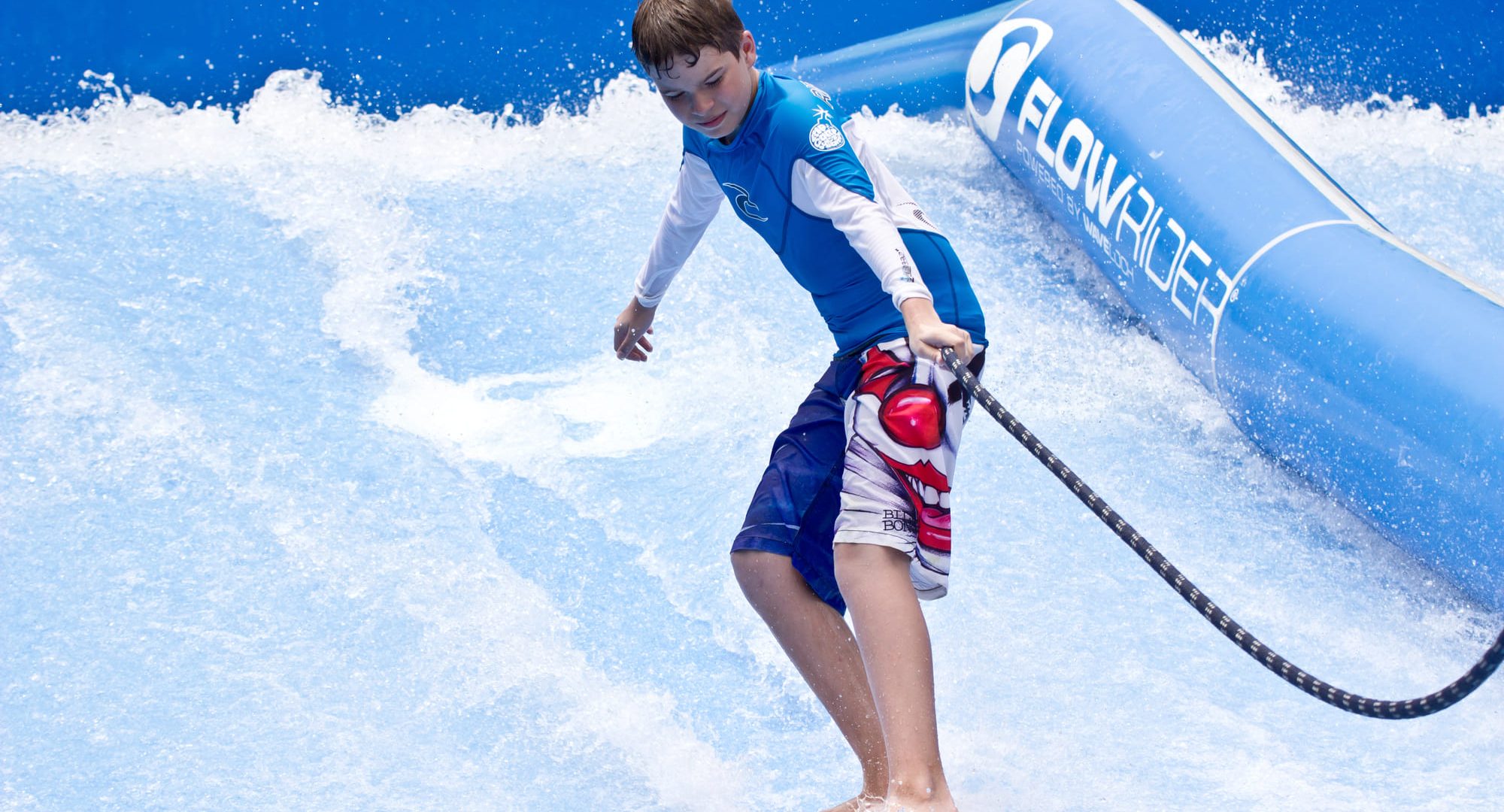 Une nouveauté unique dans la région : un concentré d’adrénaline et de découvertes pour les 9–15 ans ! ⚡🔥 
4 activités sensationnelles : surf, paintball, Ko Jump et sports fun.

🏄 Initiation au surf indoor 

Plus besoin d’océan pour vivre les sensations du surf ! Les jeunes découvrent la glisse sur une vague parfaite, constante et sécurisée, accessible dès 1m30 et 30 kg — du débutant au plus à l’aise 🌊🤩

👉 Il est nécessaire de savoir nager pour participer à l’activité

Good vibes, musique et une atmosphère conviviale pour partager un vrai moment de plaisir entre copains 🎶😄

🎯 Paintball stratégique...

...voir la suite...