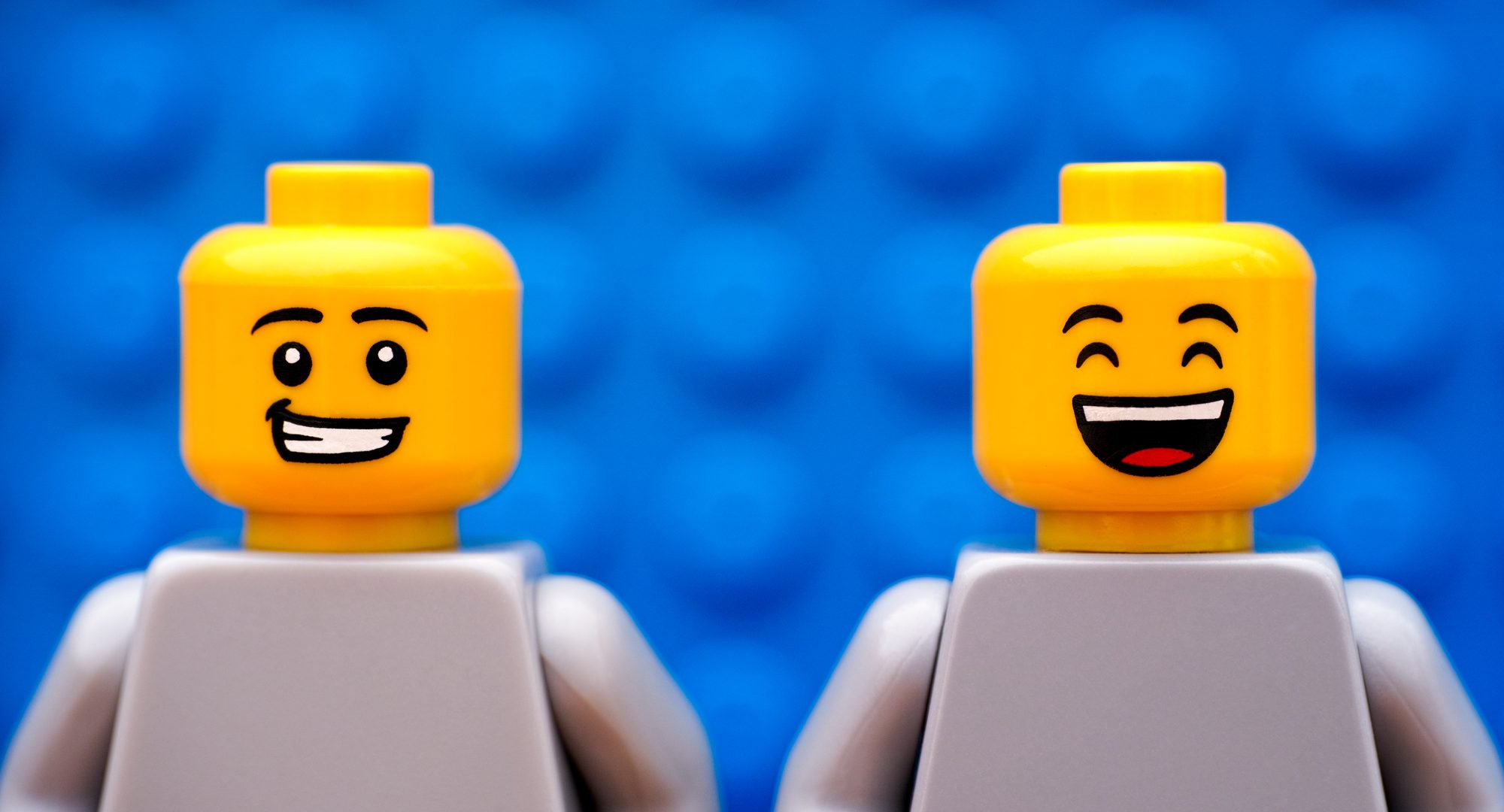 Rejoins-nous pour une semaine de création et d’ingéniosité LEGO® ! Que tu sois passionné par les univers LEGO Technic, Architecture, City ou Friends, cette expérience te permettra d’assembler des créations de A à Z. 💡

Que tu choisisses de suivre des plans ou de laisser libre cours à ton imagination, c’est le moment de créer !

Au programme : 2h30 à 3h de construction LEGO® par jour, avec des sessions variées et des défis passionnants. Ensuite, on passe aux activités extérieures : grands jeux, sports fun et batailles d’eau pour se rafraîchir et s’amuser entre copains. 🌳💦